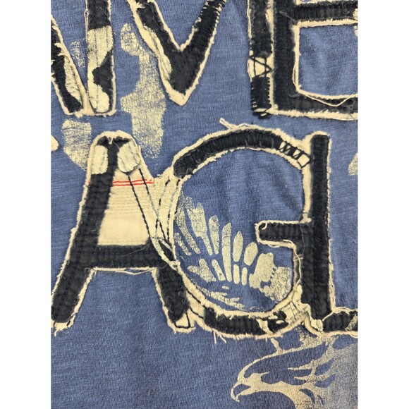 American Eagle Men's T-Shirt Distressed Sewn On Logo Blue Size Large Y2K Vibes - Picture 8 of 8